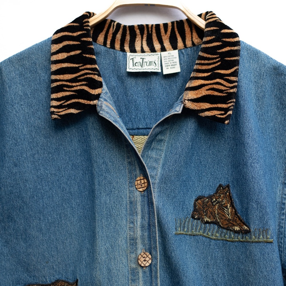 Vtg Tantrums Denim Jacket Womens XL Tiger Embroidered Velvet Collar Safari India - Picture 3 of 12